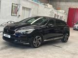 DS Automobiles DS - DS 5 - DS5 BlueHDi 180 S&S EAT6 DS 60 1955 - DS Automobiles aus 2015