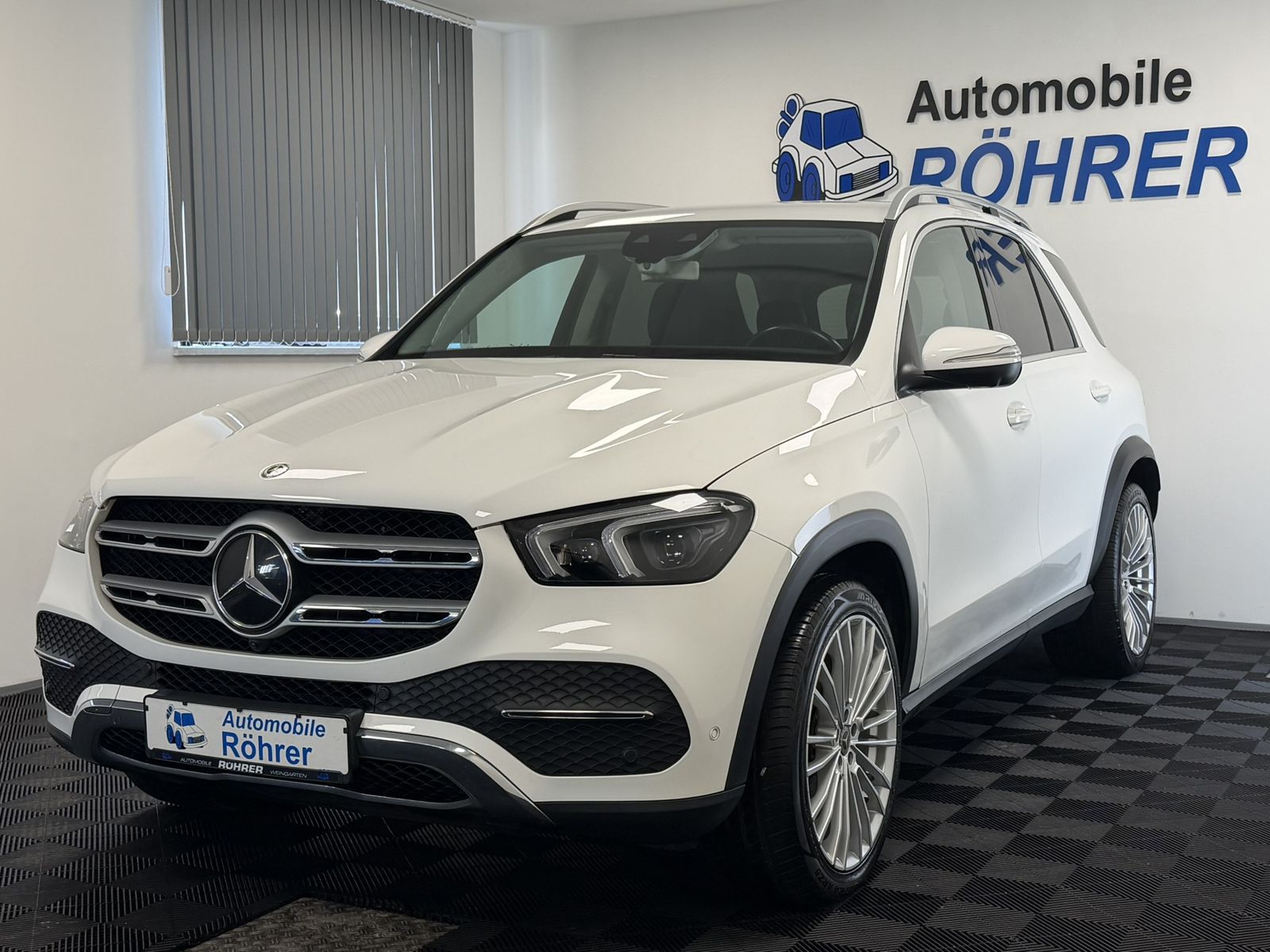 MERCEDES-BENZ GLE 300 d 4M Wide 360G MB-LED Standheiz. 21-Zoll