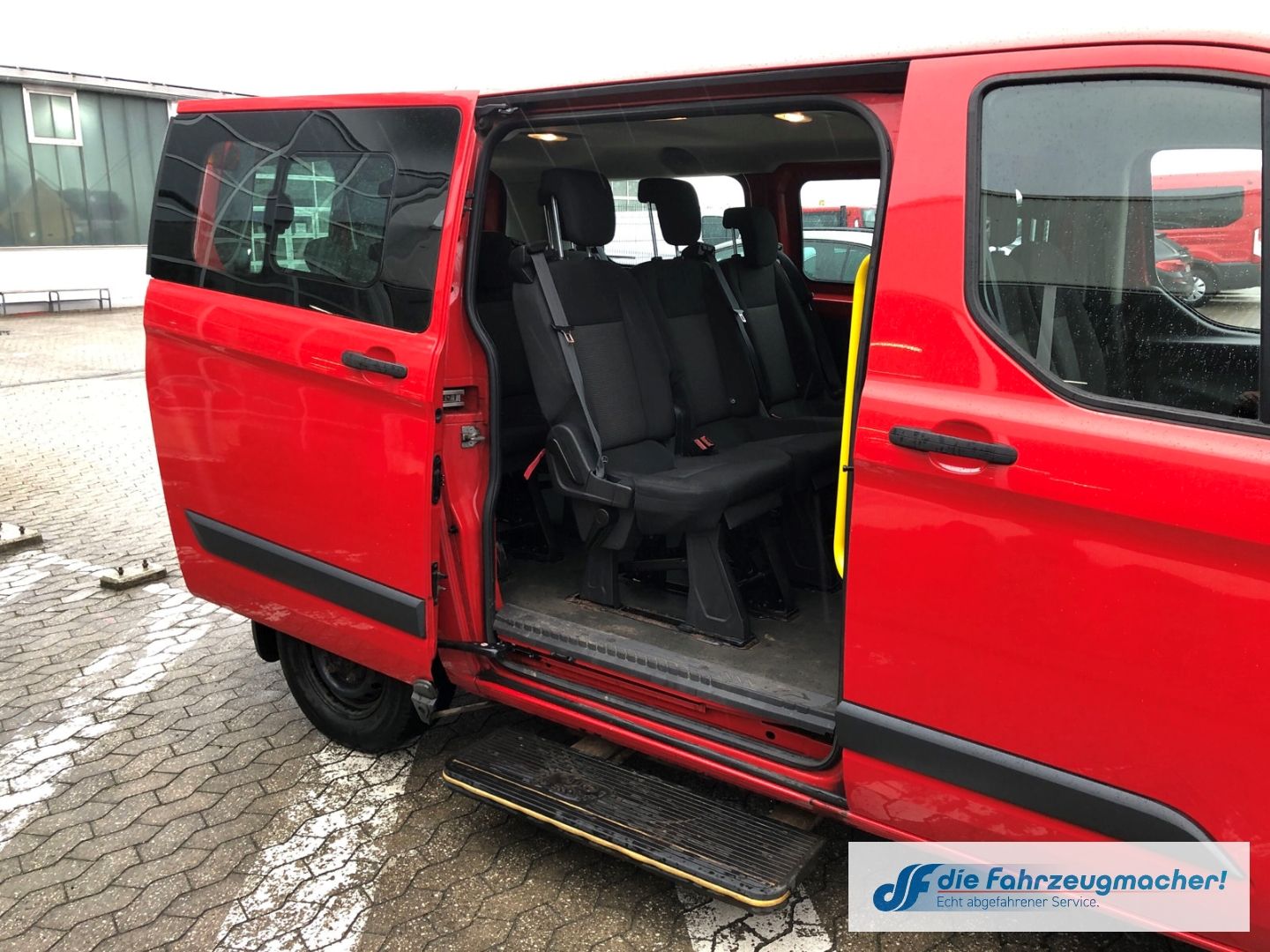 Fahrzeugabbildung Ford Transit Custom Kombi 300 L1 2.2 TDCi*1667