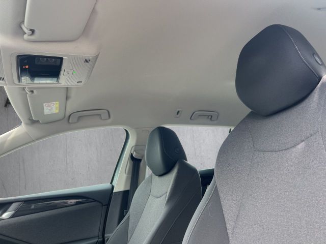 Passat Variant 1.5 eTSI Bluetooth Navi LED Klima