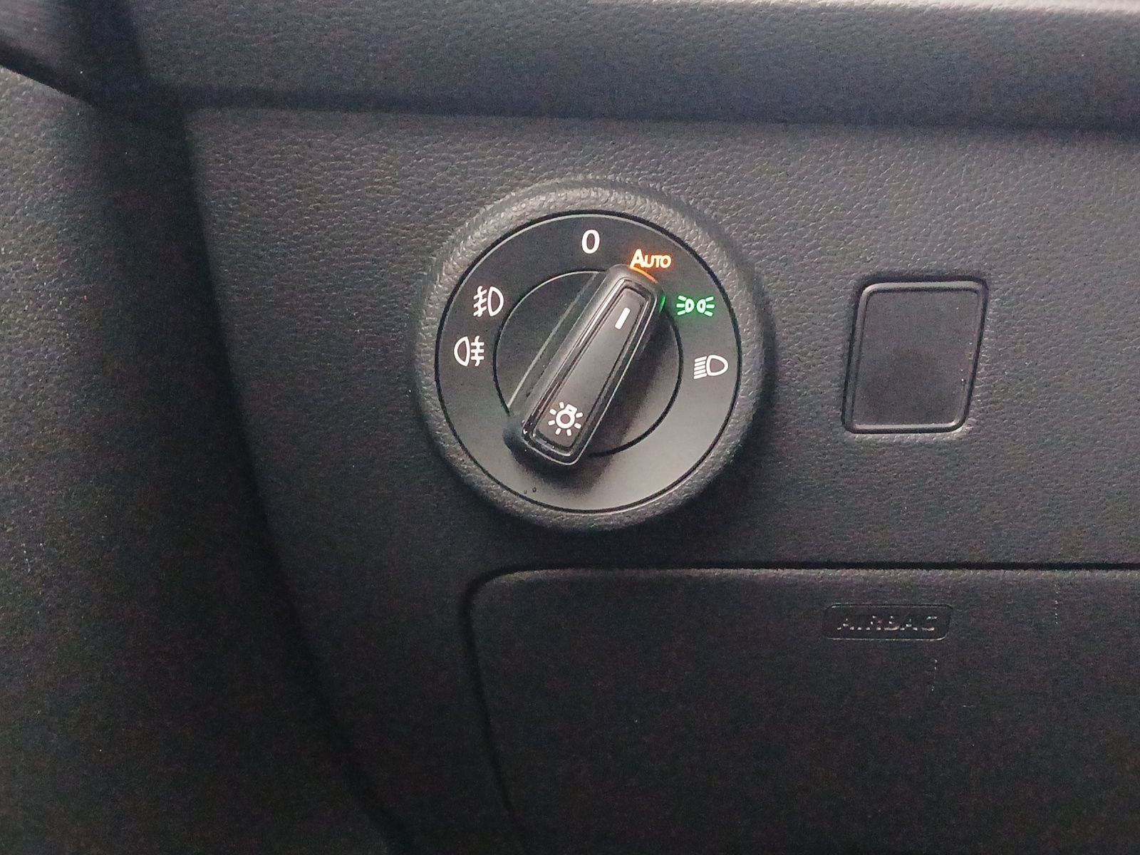 Fahrzeugabbildung CUPRA Ateca VZ 4Drive 2.0 TSI AHK Keyless Kamera