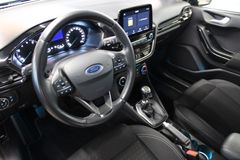 Fahrzeugabbildung Ford Fiesta Titanium 5-trg KLIMA + Winter Paket + DAB