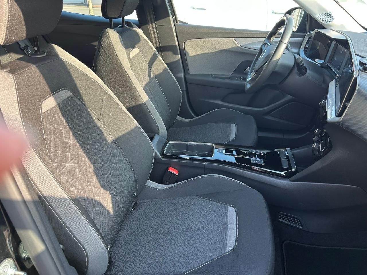 Fahrzeugabbildung Opel Mokka e Edition