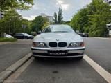 BMW 520i 520i - BMW 520 aus 1998: 520i