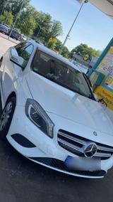 Mercedes-Benz A180 Vollausstattung, Top-Zu... - Mercedes-Benz A 180 in Leipzig
