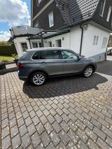 Volkswagen Tiguan 2.0 TDI SCR 140kW DSG 4MOTION Highlin... - Volkswagen Tiguan: TDI 140