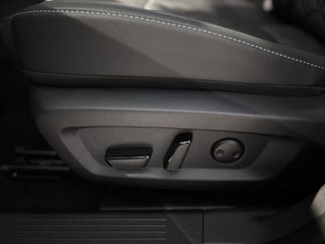 Fotografie 17 des Nissan Qashqai 1.3 DIG-T MHEV Xtronic Tekna Pano Bose