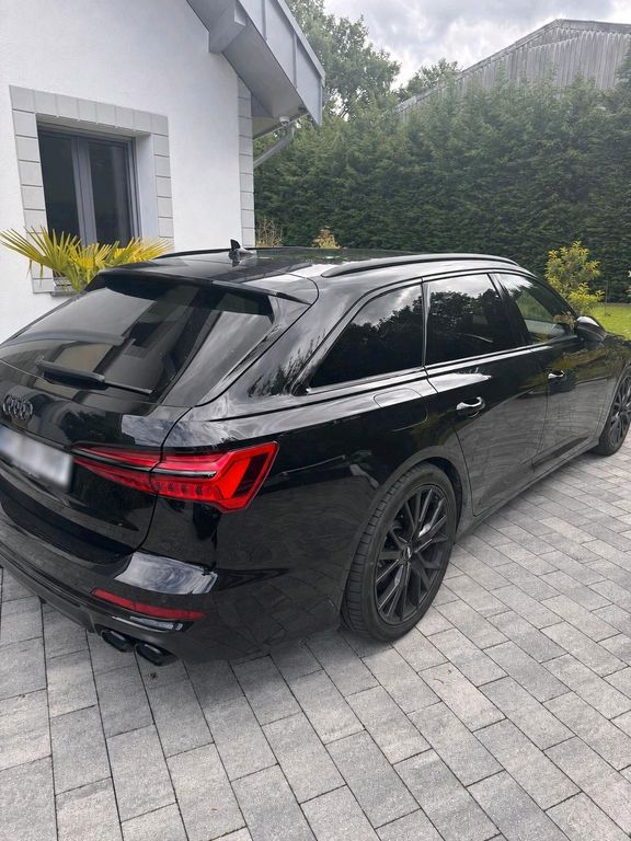 Image of Audi S6