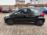 Peugeot 107 Urban Move 5 Türen und Klimaanlage - Peugeot 107 mit Benzin-Antrieb