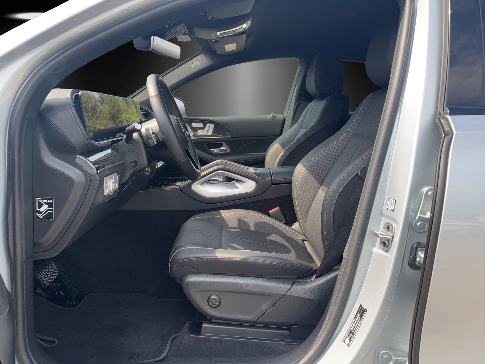 Fahrzeugabbildung Mercedes-Benz GLE450d Cpé AMG Carbon E-ACTIVE Night DISTRO Mem