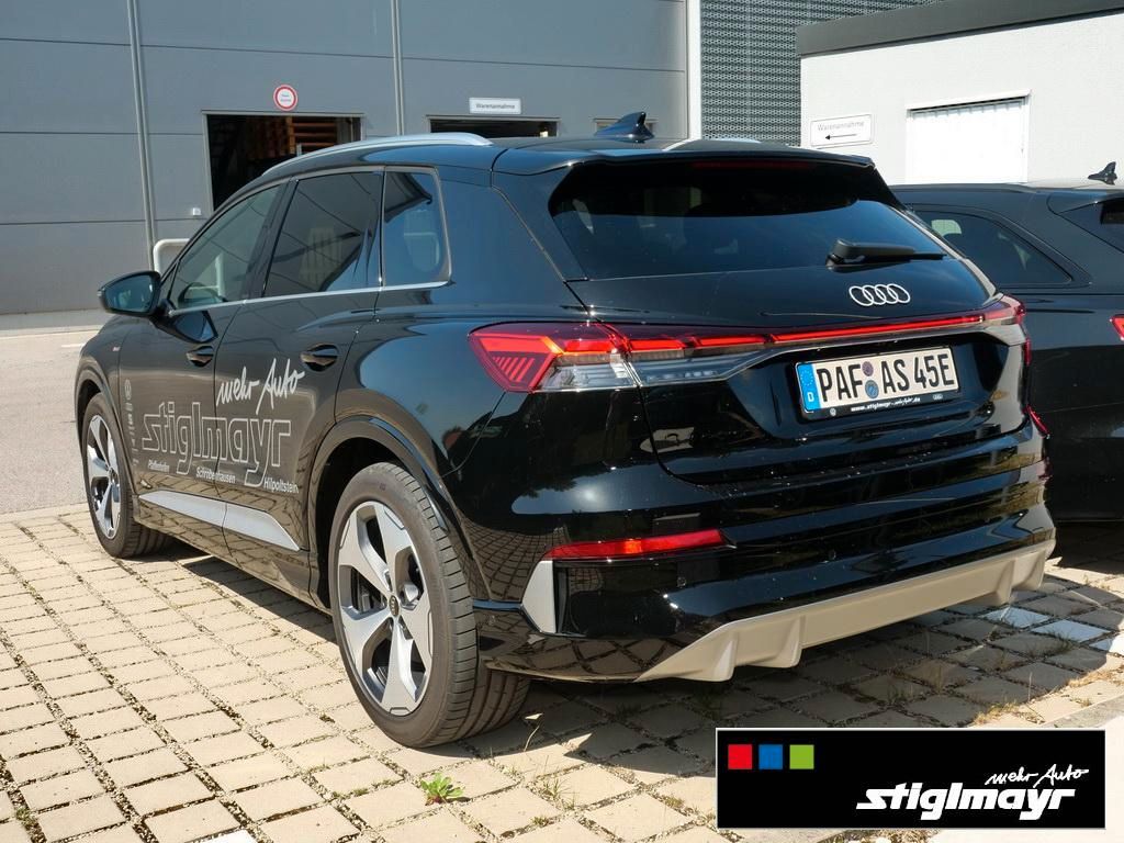 Audi Q4 e-tron performance AHK+HEAD UP+TECH PLUS+20` imagem 2
