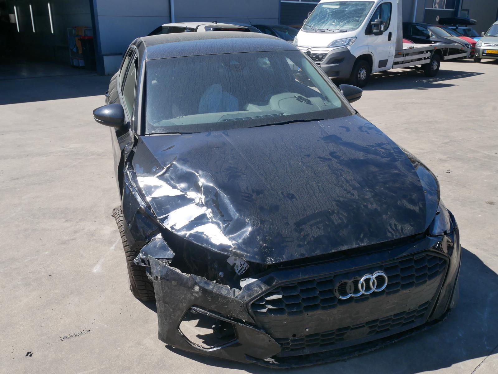 Audi A3 Sportback 30 TFSI basis