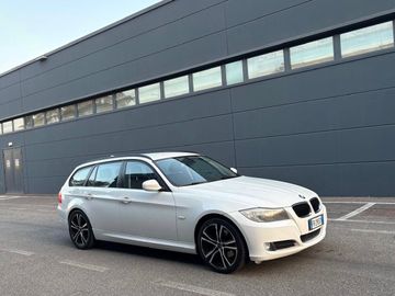 BMW 320 - 3