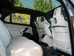 BMW M760 – 27 / 32