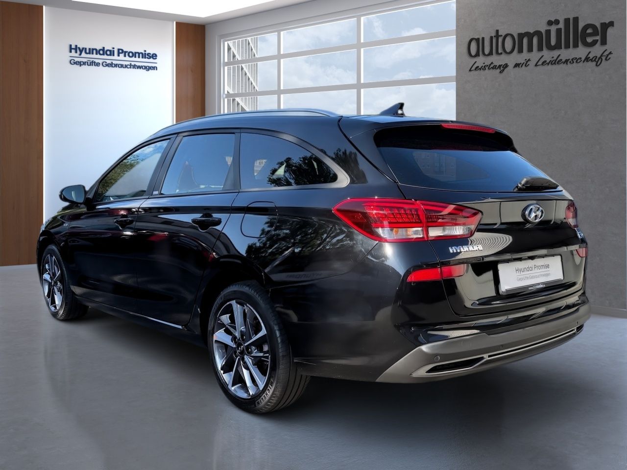 Fahrzeugabbildung Hyundai i30 Kombi Ed. 30+ *NAVI*LHZ*SPURH*USB*PANO*