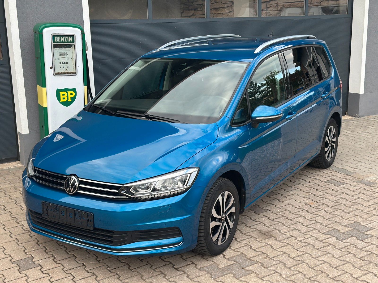 Volkswagen Touran Active 7 Sitze LED DSG ACC VW-Garantie imagem 2