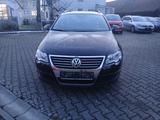 Volkswagen Passat Lim. Sportline - Volkswagen Passat aus 2008: Kombi