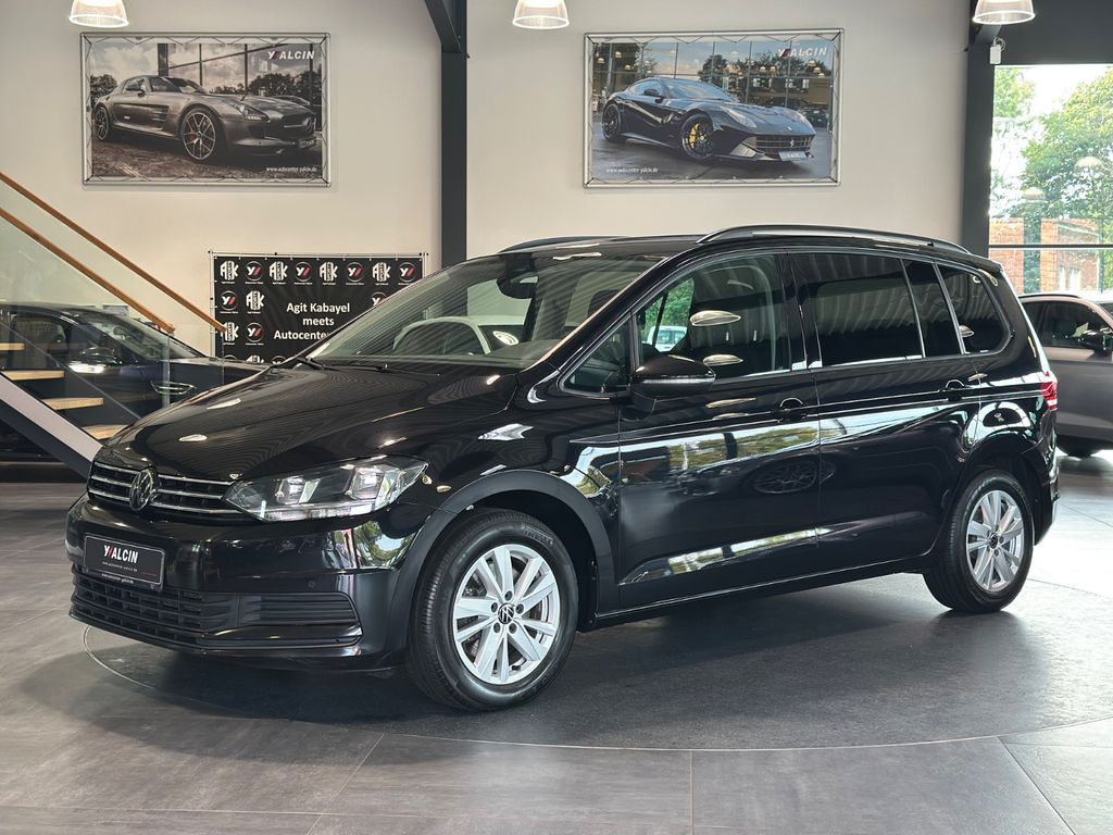 Image of Volkswagen Touran