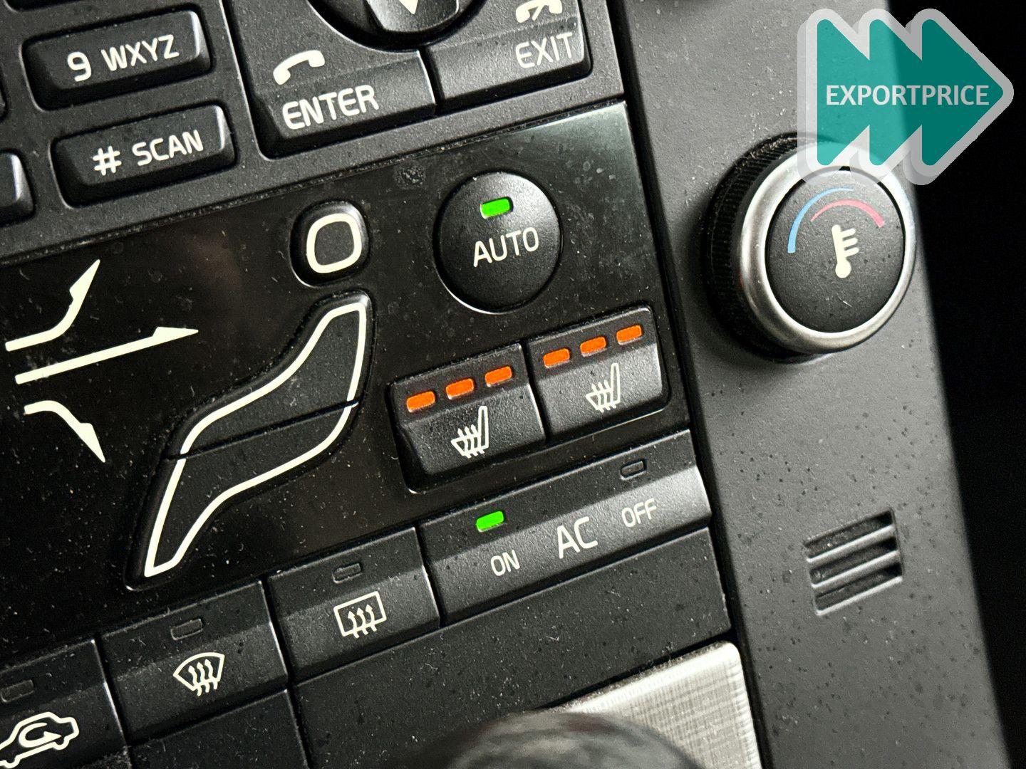 Volvo V70 2008 — photo 20