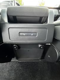 Bild 8 Land Rover Discovery 5 SE TD6 3,0-V6 Scheckheft, 7-Sitzer