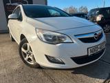 Opel Astra J Lim. 5-trg. Edition TÜV NEU!!! - Opel Astra aus 2010 mit Diesel-Antrieb