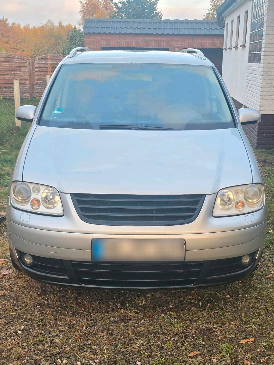 Volkswagen Touran, 2004