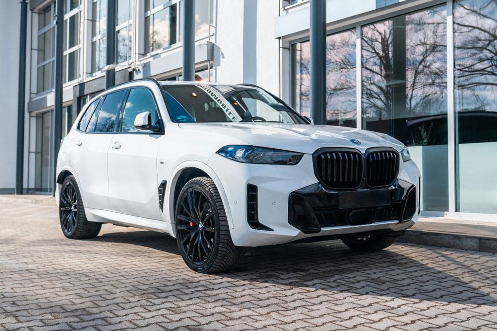 BMW X5 50e M SPORT PRO/ INNOVATION/ ICONIC GLOW BMW X5 50e M SPORT PRO/ INNOVATION/ ICONIC GLOW