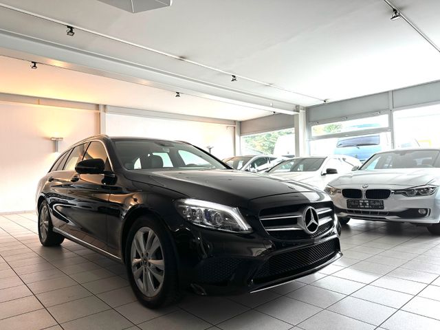 Mercedes-Benz C 180 T-CGI *Leder*Navi*Led*Ambiente*Autom.*