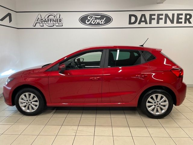 Fahrzeugabbildung SEAT Ibiza Road Edition Navi Kamera VerkERK LED Navi