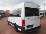 Volkswagen Crafter 35 MR HD Hecklift 4x Rollstuhlplatz - mit Diesel-Antrieb: Behindertengerecht, Kleinbus
