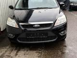 Ford Focus Turnier Style + 1.Hand*Gepflegter Zustand* - Ford Focus aus 2010: Kombi
