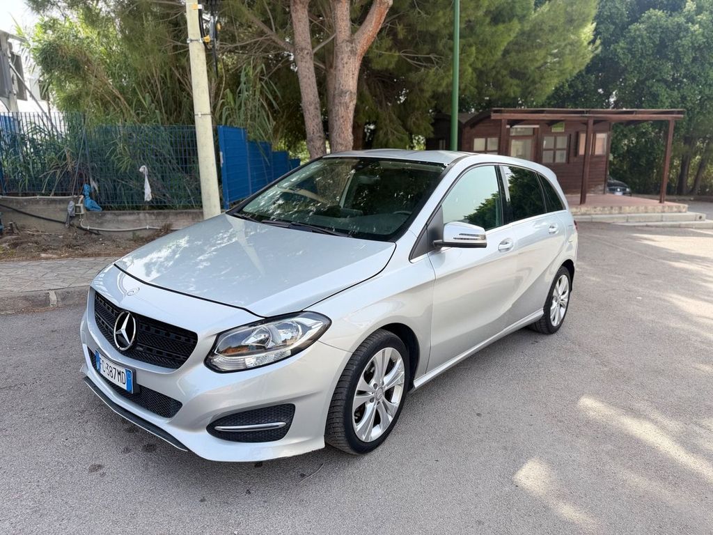 Image of Mercedes-Benz B 180