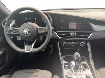 Alfa Romeo Giulia 2.2 Diesel Veloce Q4 *PANORAMA*TECHNOLOGI
