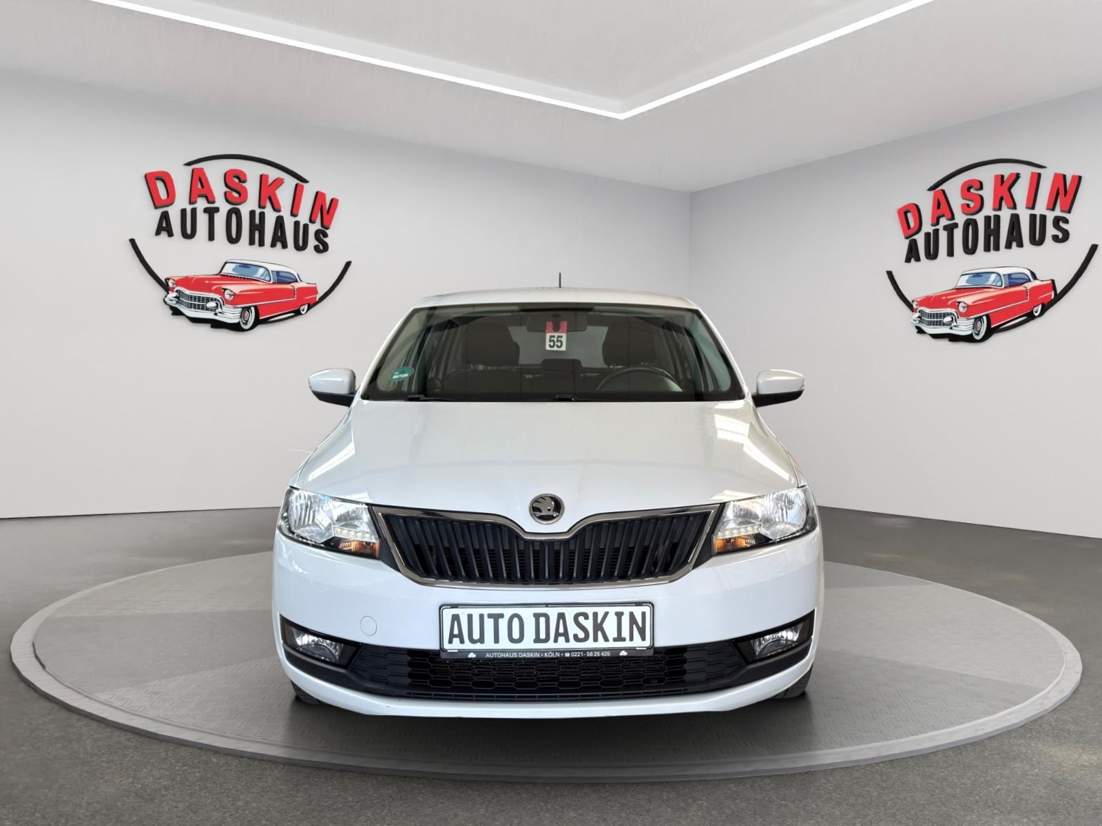 Skoda Rapid Spaceback SCHECKHEFT/SITZHZG/KLIMA/TÜV NEU