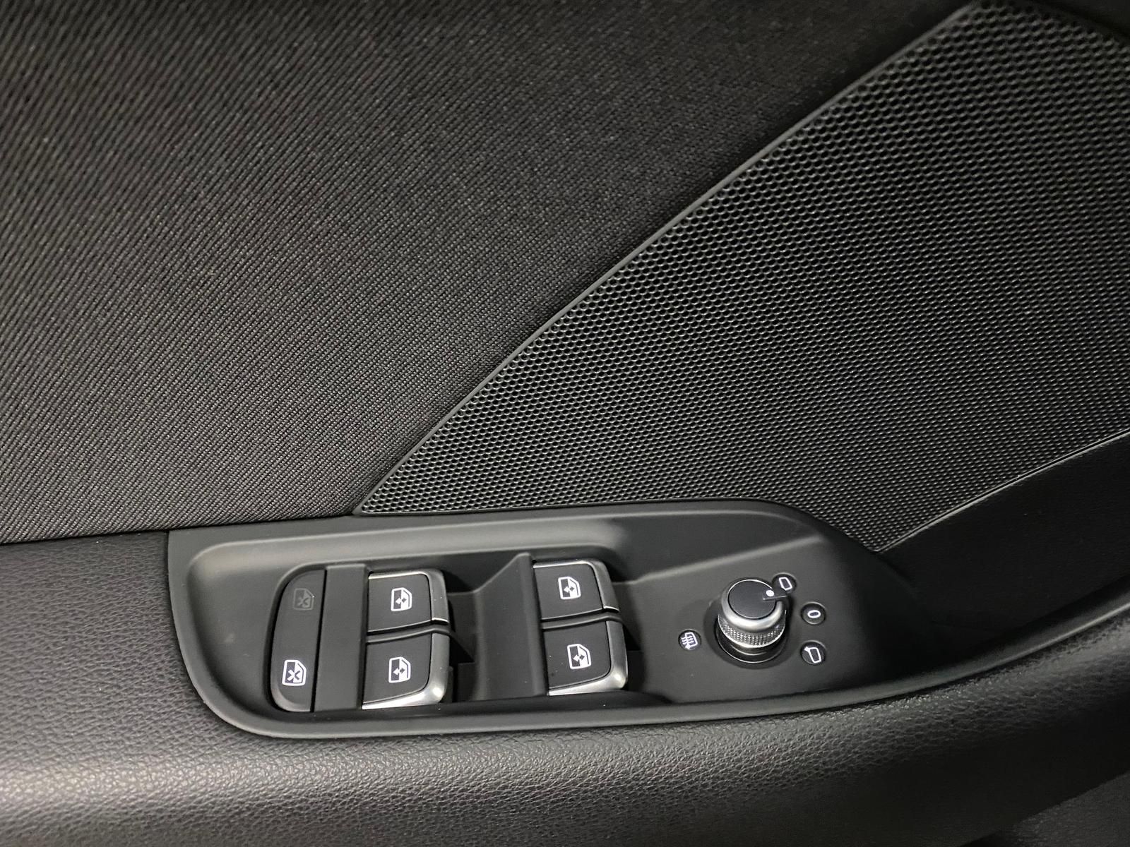 Fahrzeugabbildung Audi A3 1.5 ACT 35 TFSI SPORT NAVI+PDC+SITZHEIZ+KLIMA