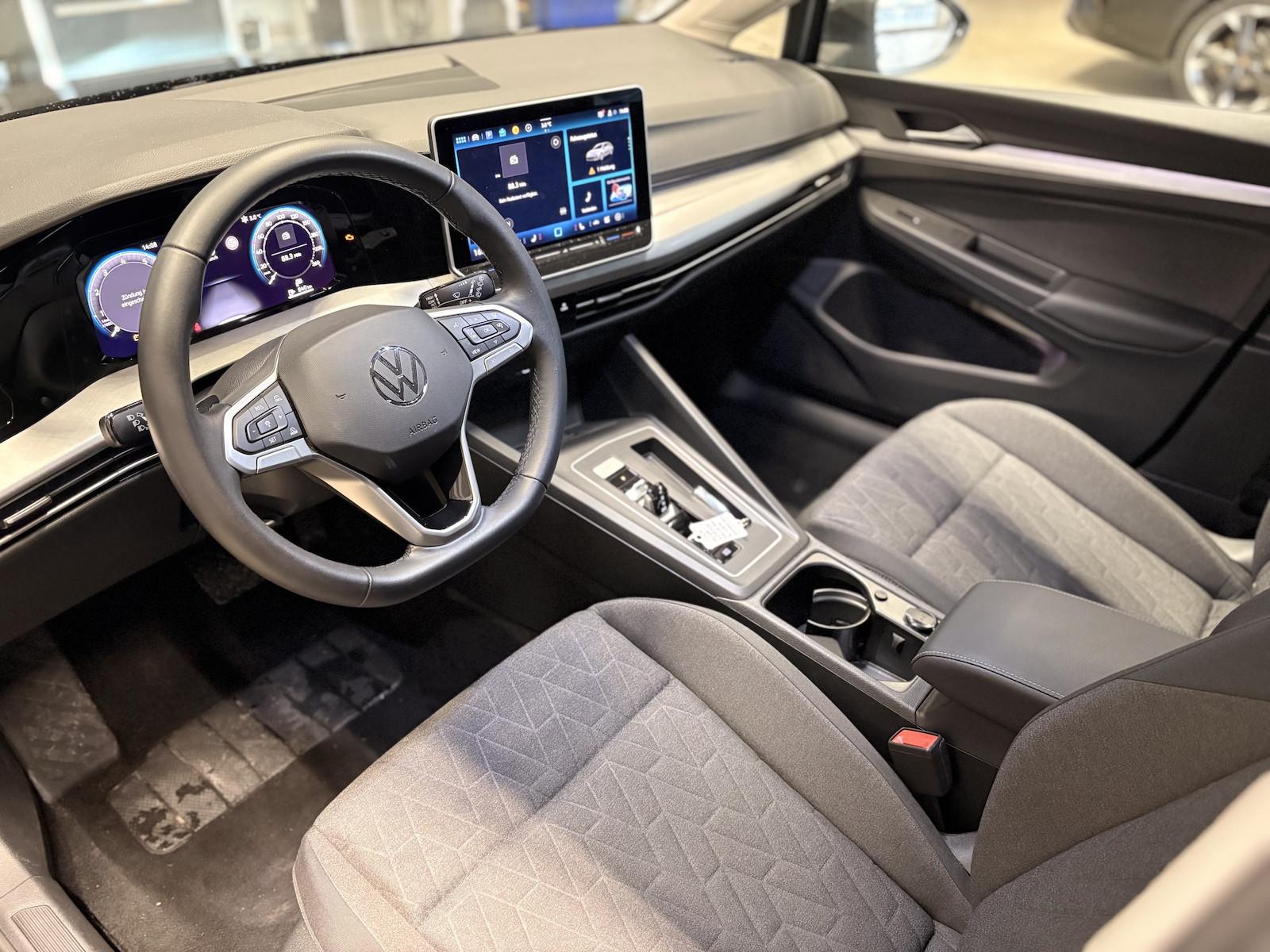Volkswagen Golf Variant 1.5eTSI DSG Life Winterpaket PDC, миниатюра 8