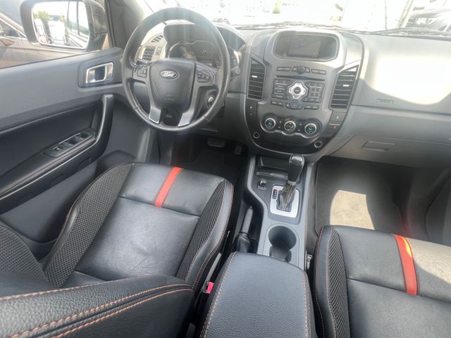 Ford Ranger Wildtrak Doppelkabine 4x4 Automatik