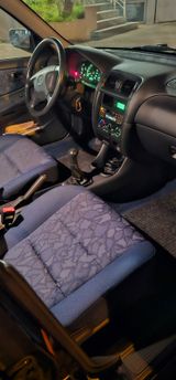 Mazda 626 1.9 Exclusive Exclusive - Mazda 626 aus 1998