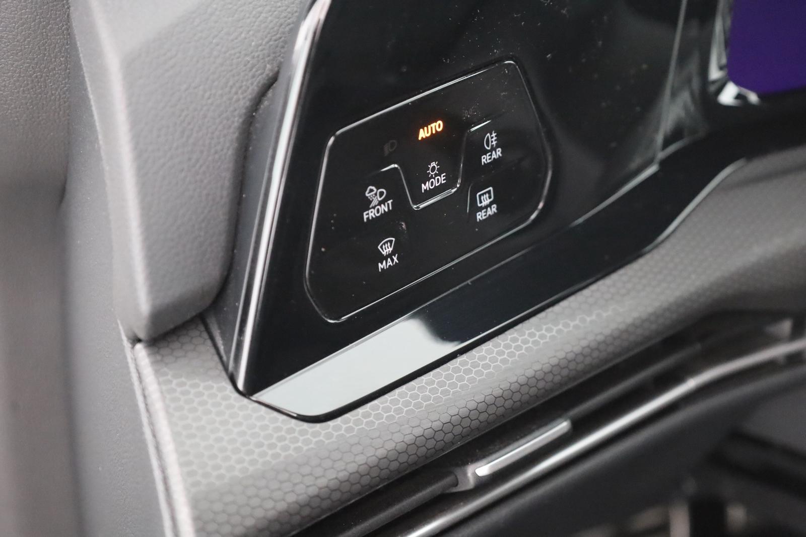 Volkswagen Golf VIII 1.4 eHybrid DSG GTE LED Navi ACC PDC, миниатюра 20