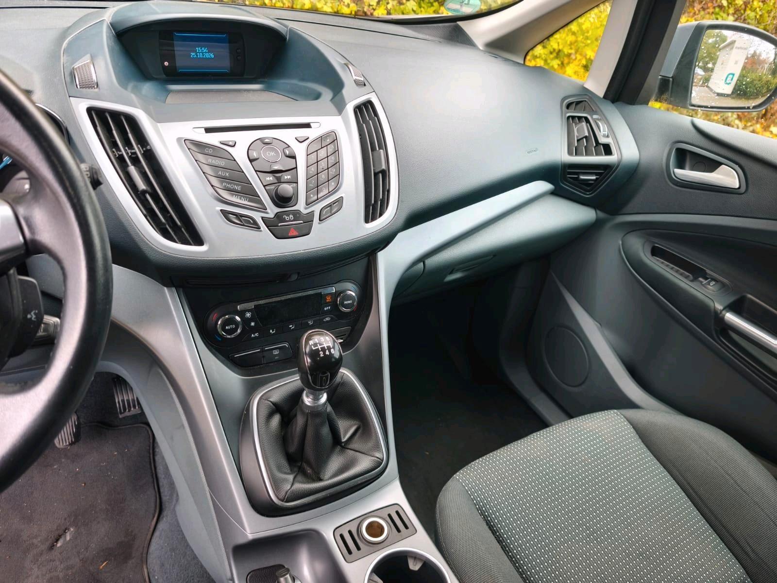 Ford C-MAX 2011 — photo 7