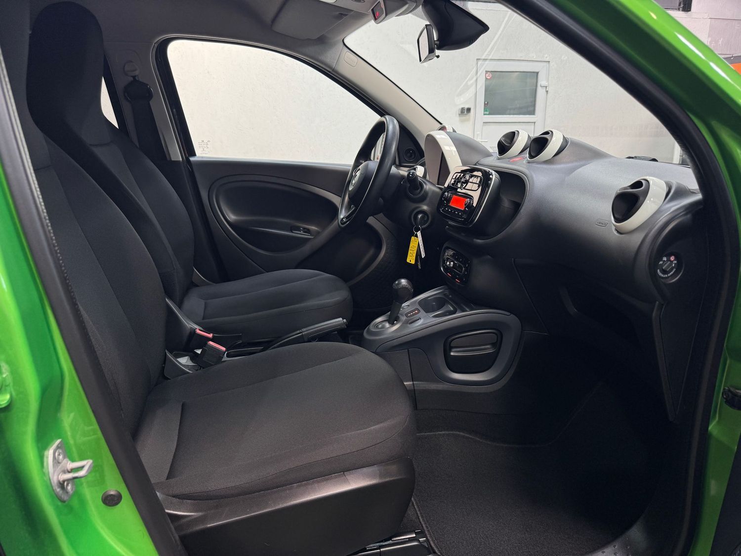 Fahrzeugabbildung Smart forFour electric drive