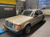 Mercedes-Benz 300 E W124 Lim. Autom. *HU-NEU*H-KENNZEICHEN* - Mercedes-Benz 300: W124 300e