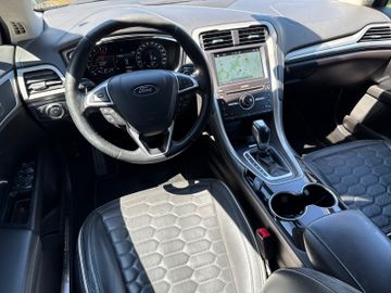 Ford Mondeo - 10