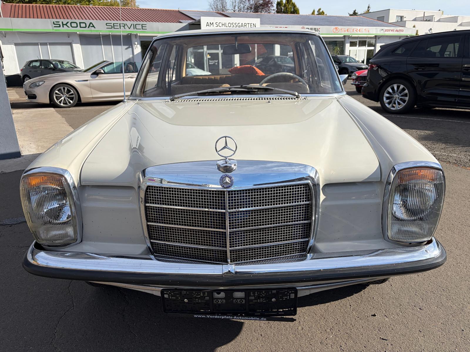 Mercedes-Benz 200 /8  ORIGINALZUSTAND AHK 86500KM