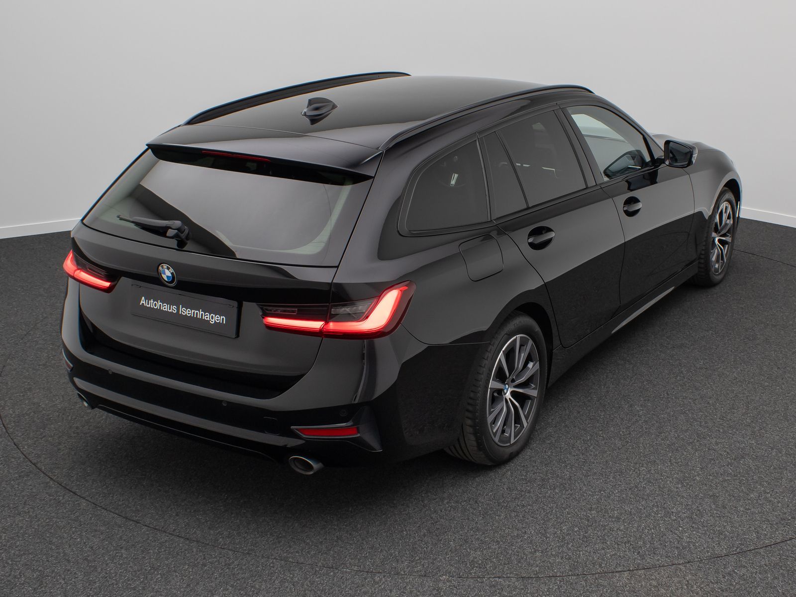 Fahrzeugabbildung BMW 330d xD Sport Line Laser DAB HUD AHK HiFi Komfor