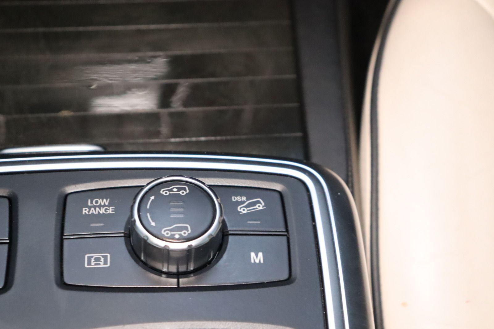Fahrzeugabbildung Mercedes-Benz GL 350 d 4Matic DIS FOND Desingno Pano * 7. Sitz