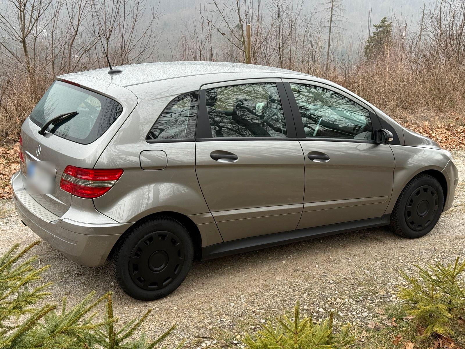 Mercedes-Benz B170 2008 — photo 10