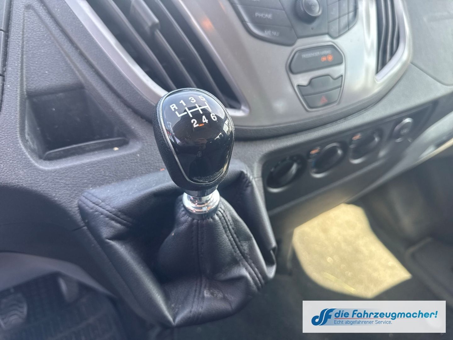 Fahrzeugabbildung Ford Transit 350 L3 Trend *UNFALLSCHADEN *2629 *EXPOR