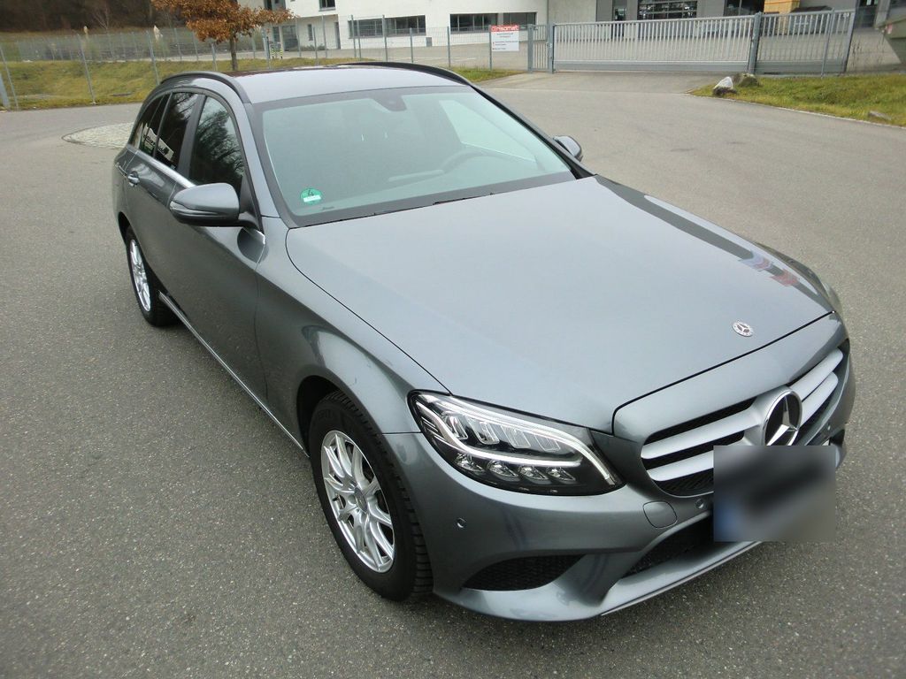 Image of Mercedes-Benz C 200