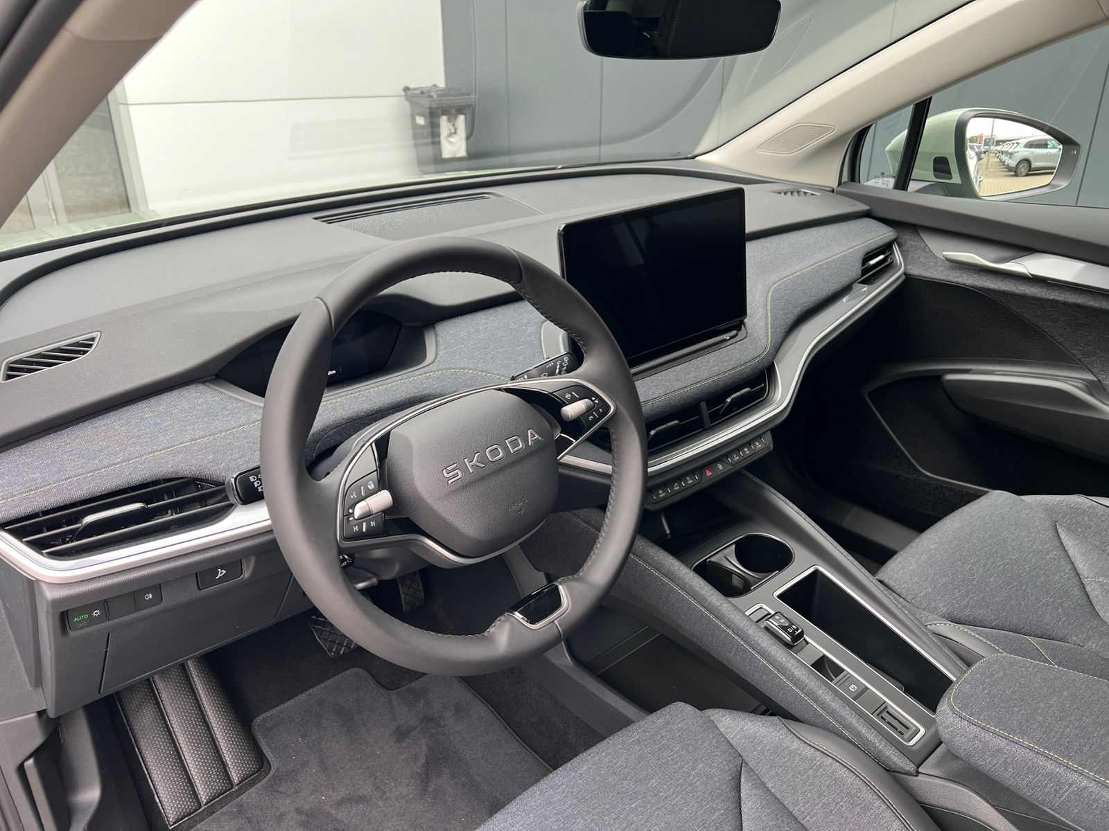 Fahrzeugabbildung SKODA Elroq 60 *AHK, Navi, KESSY*